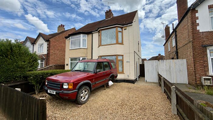 3 Bedroom Semi-Detached House For Sale In Garton End Road, Peterborough, PE1