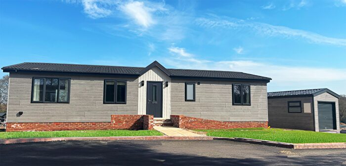 2 Bedroom Park Home For Sale In The Paddocks, Warfield Park, Ascot, Berkshire, SL5