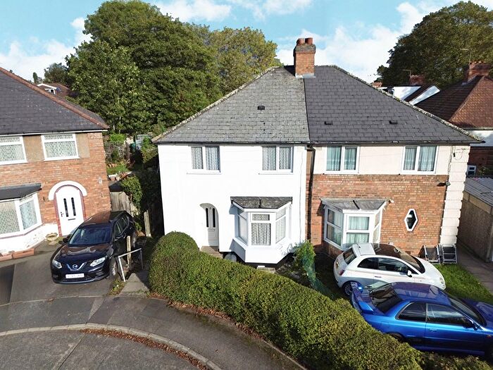 3 Bedroom Semi-Detached House For Sale In Anson Grove, Acocks Green, B27