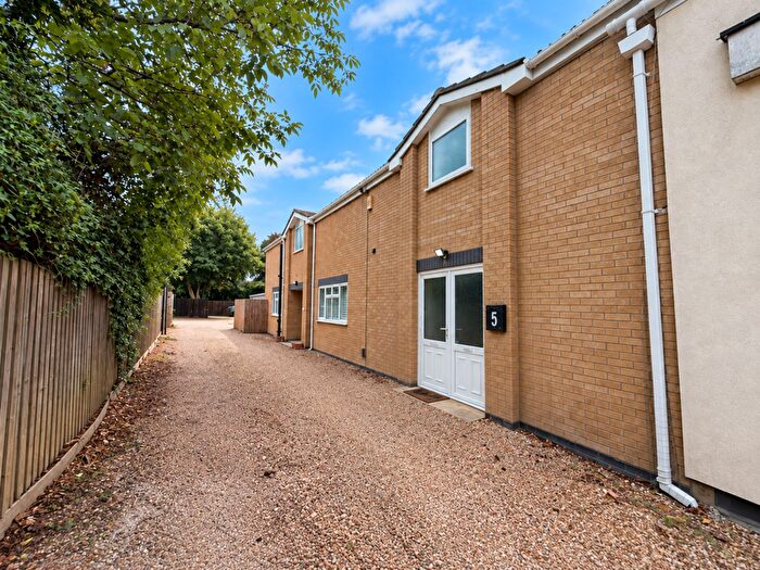 1 Bedroom Terraced House To Rent In Station Road, Ailsworth, PE5