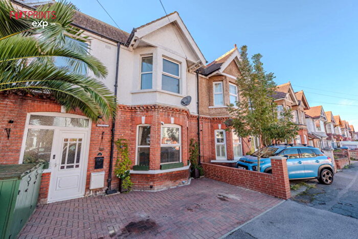 4 Bedroom Terraced House For Sale In Windsor Avenue, Margate, CT9