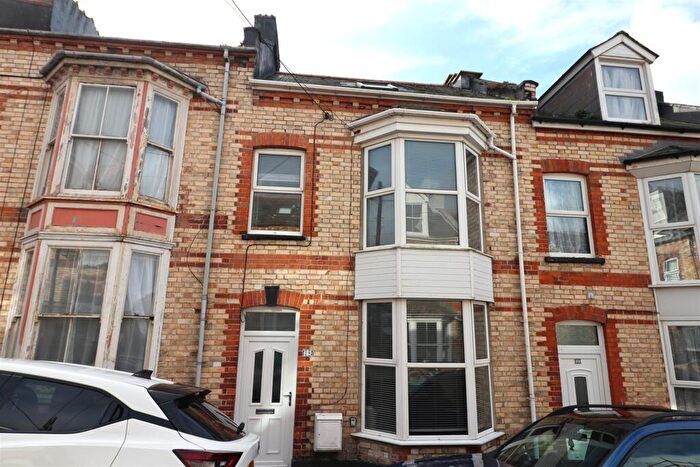 4 Bedroom Terraced House To Rent In Victoria Road, Ilfracombe, EX34