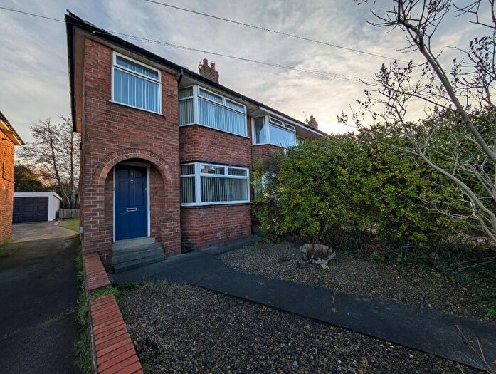 3 Bedroom End Of Terrace House To Rent In Birch Way, Poulton-Le-Fylde, Lancashire, FY6