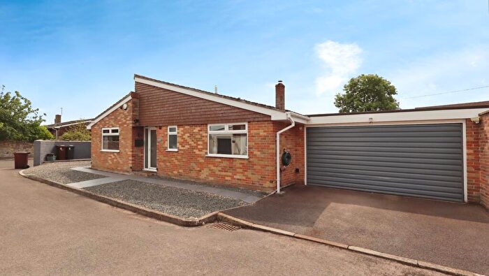 3 Bedroom Detached Bungalow For Sale In Kirle Gate, Meare, BA6