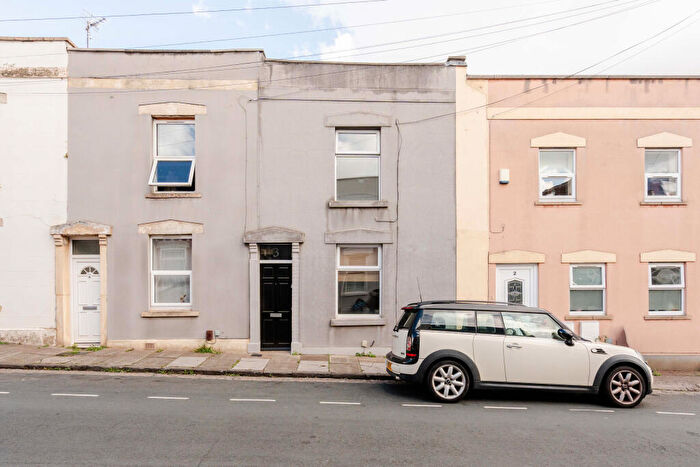 2 Bedroom Terraced House For Sale In King William Street, Southville, BS3