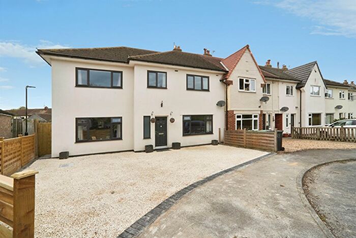 4 Bedroom Semi-Detached House For Sale In Mill Croft Estate, Pool In Wharfedale, Otley, LS21