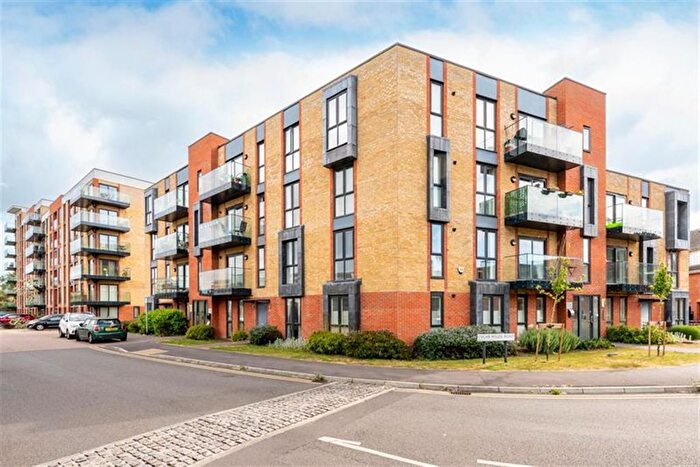 2 Bedroom Flat To Rent In Oscar Wilde Road, Reading, RG1