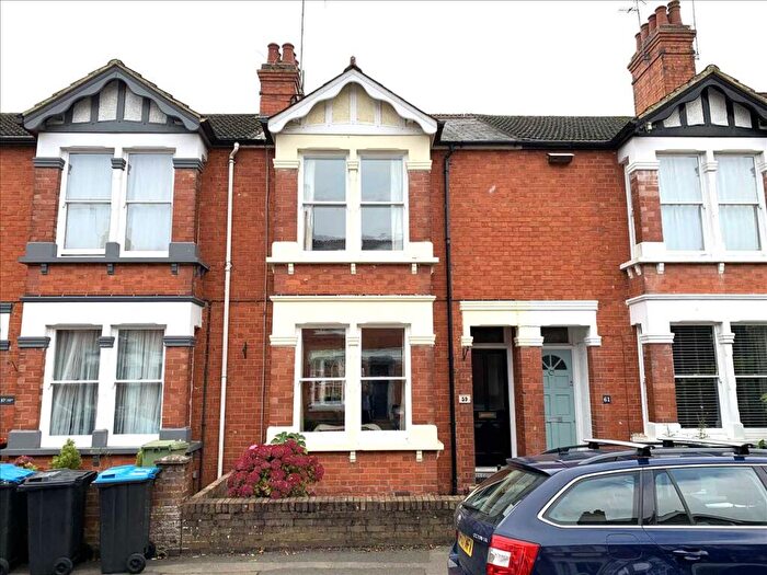 3 Bedroom Terraced House For Sale In Western Road, Wolverton, Milton Keynes, MK12