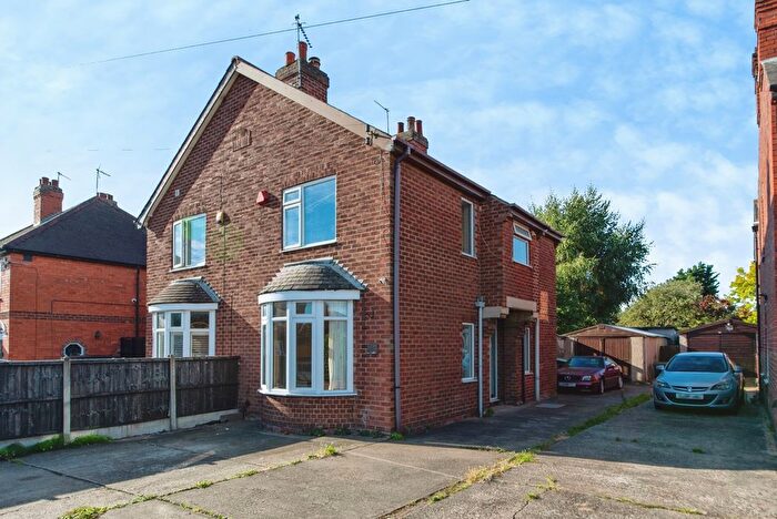3 Bedroom Semi-Detached House For Sale In Rookery Lane, Lincoln, Lincolnshire, LN6