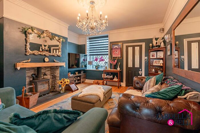 3 Bedroom Terraced House For Sale In Wheatley Lane Road, Fence, BB12