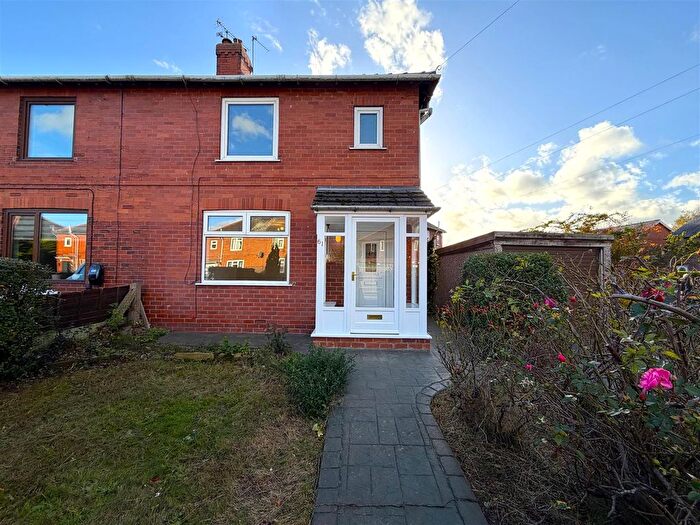 3 Bedroom Semi-Detached House To Rent In Haig Street, Selby, YO8