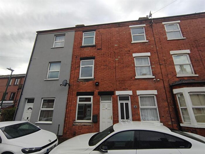 3 Bedroom Terraced House To Rent In Cheltenham Street, Nottingham, NG6