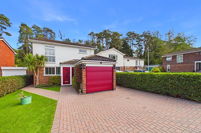3 Bedroom Detached House For Sale In Octavia, Bracknell, Bracknell Forest, Berkshire, RG12