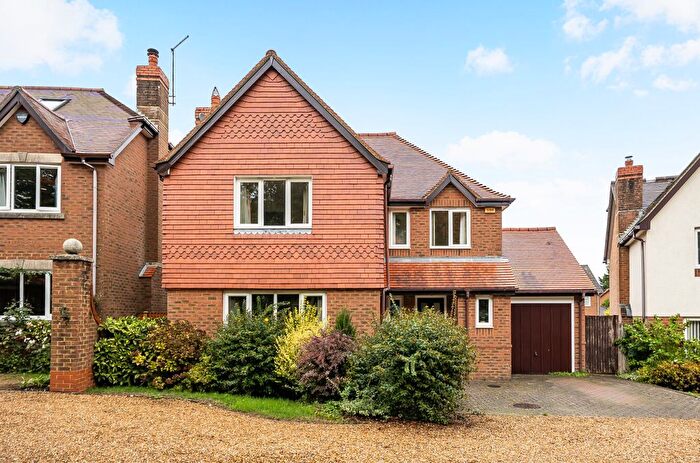 4 Bedroom Detached House To Rent In Kings Road, Winchester, Hampshire, SO22