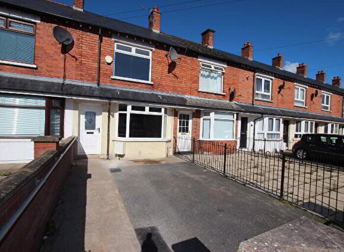 2 Bedroom Mid Terraced House To Rent In York Crescent, Belfast, BT15