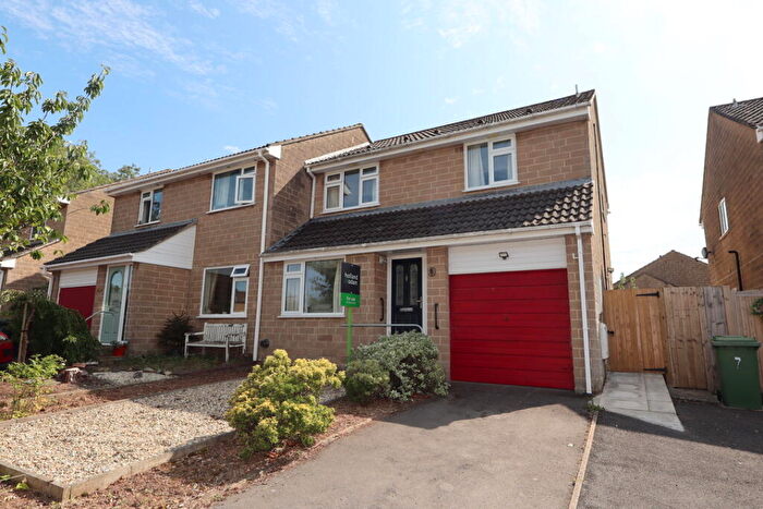 4 Bedroom Semi-Detached House For Sale In Wheeler Grove, Wells, BA5