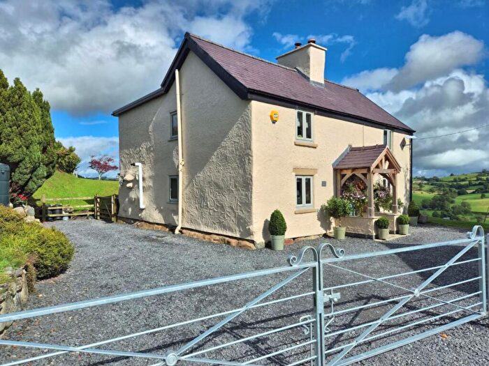 4 Bedroom Detached House For Sale In Gwyddelwern, Corwen, LL21