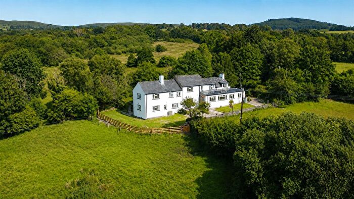 6 Bedroom Farm For Sale In Ty Mawr, Carmarthenshire, SA40