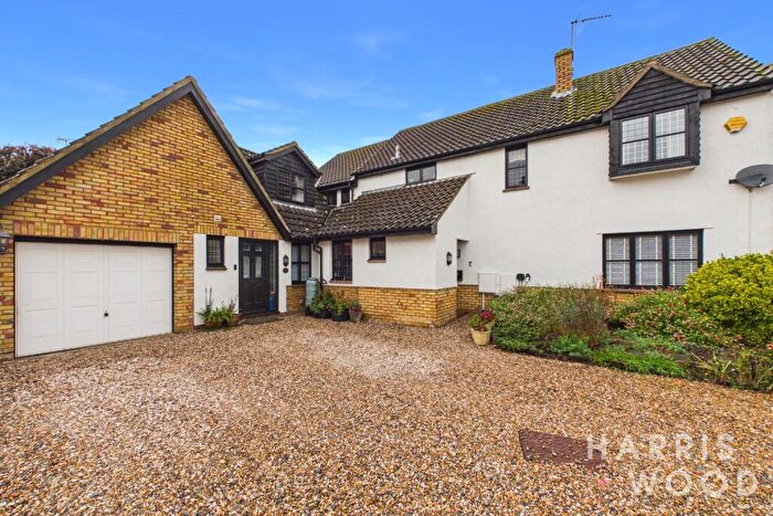 6 Bedroom Detached House For Sale In Tiberius Gardens, Witham, Essex, CM8