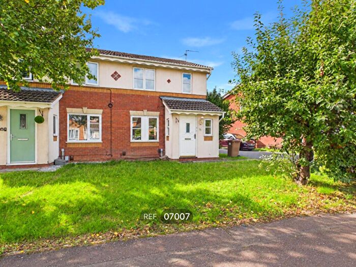 3 Bedroom Semi-Detached House To Rent In Framlingham Road, Peterborough, PE2