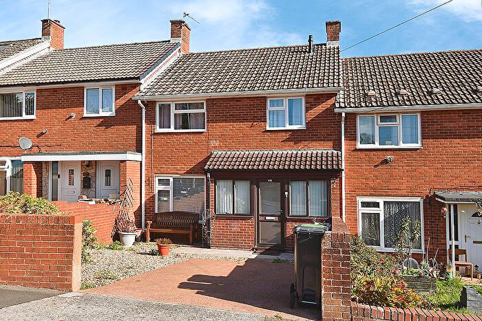 3 Bedroom Terraced House For Sale In Lancelot Road, Exeter, EX4