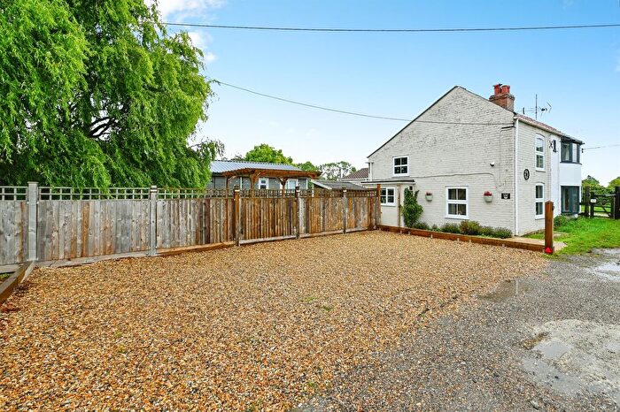 2 Bedroom Semi-Detached House For Sale In Station Road South, Walpole St. Andrew, Wisbech, PE14