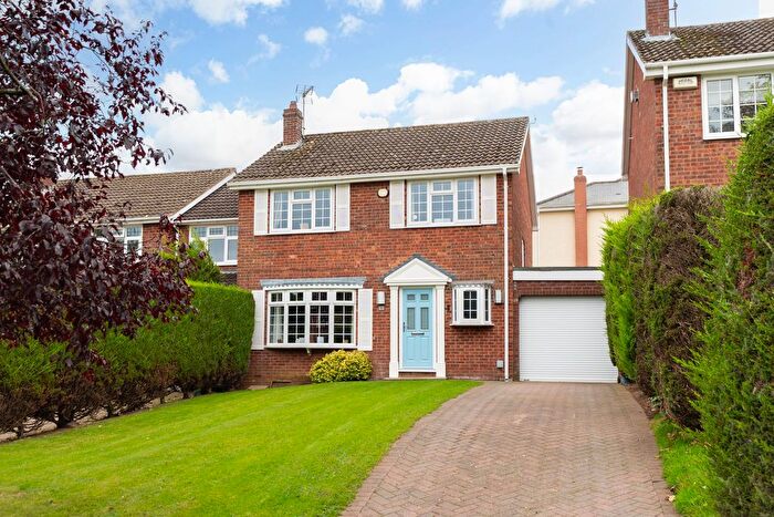 4 Bedroom Detached House For Sale In Ashdown Rise, Burniston, YO13