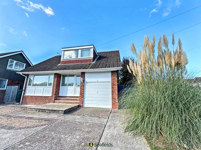 3 Bedroom Detached House For Sale In Binstead Lodge Road, Ryde, PO33