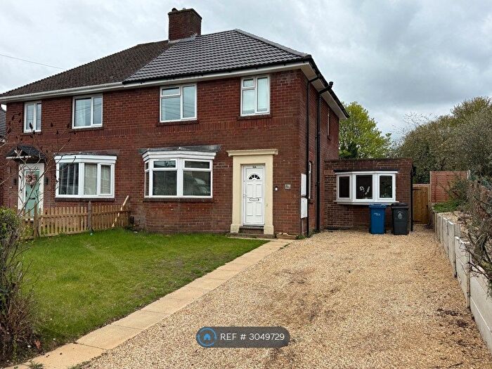 3 Bedroom Semi-Detached House To Rent In High St, Burntwood, WS7