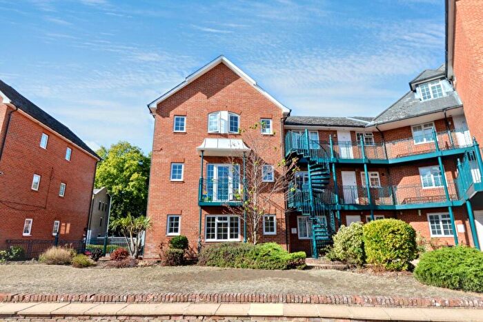 2 Bedroom Flat For Sale In Knights Place, St. Leonards Road, Windsor, Berkshire, SL4