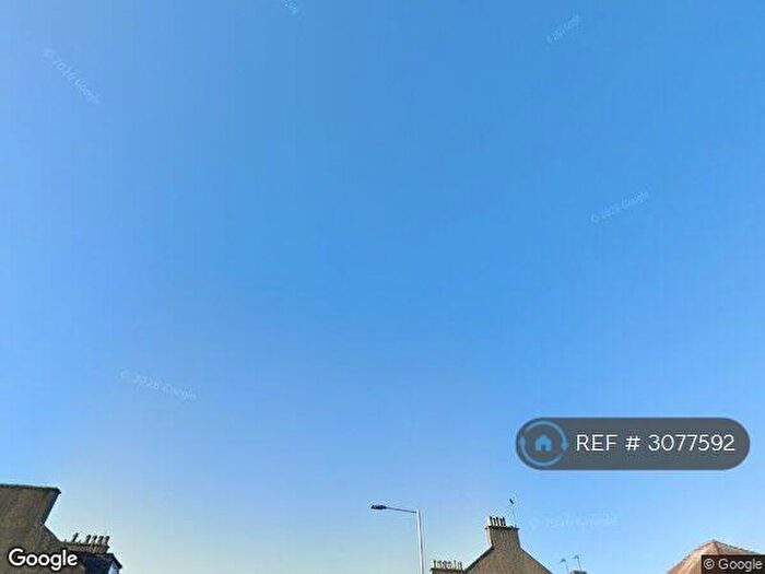 2 Bedroom Flat To Rent In Taylor Street, Leven, KY8