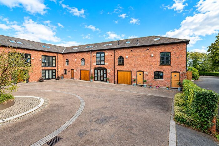 3 Bedroom Barn Conversion For Sale In Withington Avenue, Culcheth, Warrington, Cheshire, WA3