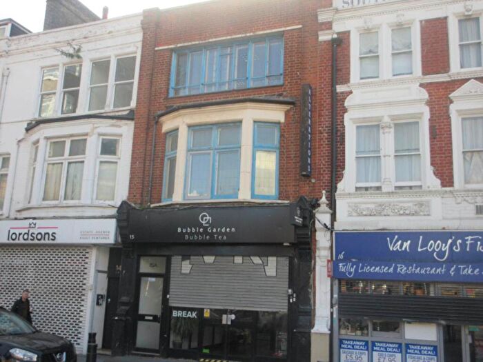4 Bedroom Flat To Rent In Clifftown Road, Southend On Sea, SS1