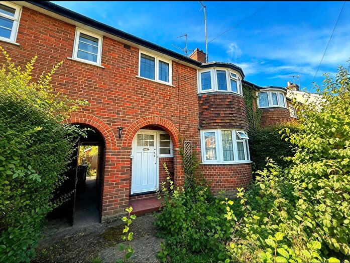3 Bedroom Property To Rent In Bellingdon Road, Chesham, HP5