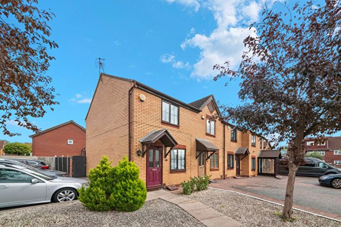 1 Bedroom End Of Terrace House For Sale In Telford Way, Hayes, UB4