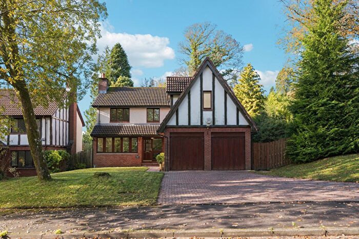 4 Bedroom Detached House For Sale In Chapelacre Grove, Helensburgh, G84