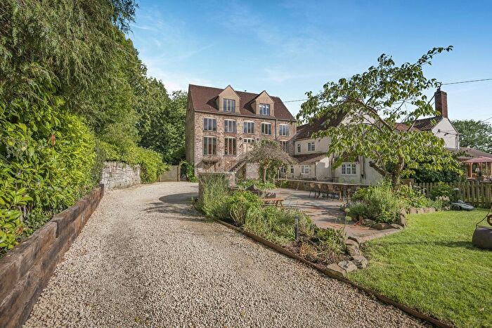 5 Bedroom Link Detached House For Sale In Old Bristol Road, Berkeley, GL13