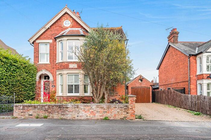 4 Bedroom Detached House For Sale In Station Road, Dunmow, CM6