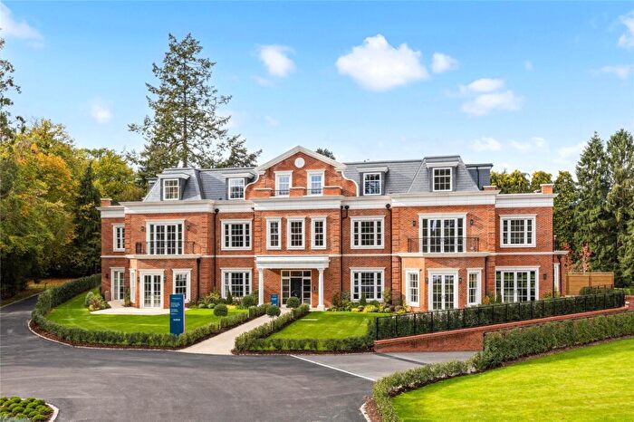 3 Bedroom Apartment For Sale In No. Cholbury Place, London Road, Ascot, Berkshire, SL5