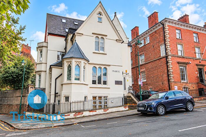 2 Bedroom Flat For Sale In Byron House, College Street, Nottingham, NG1