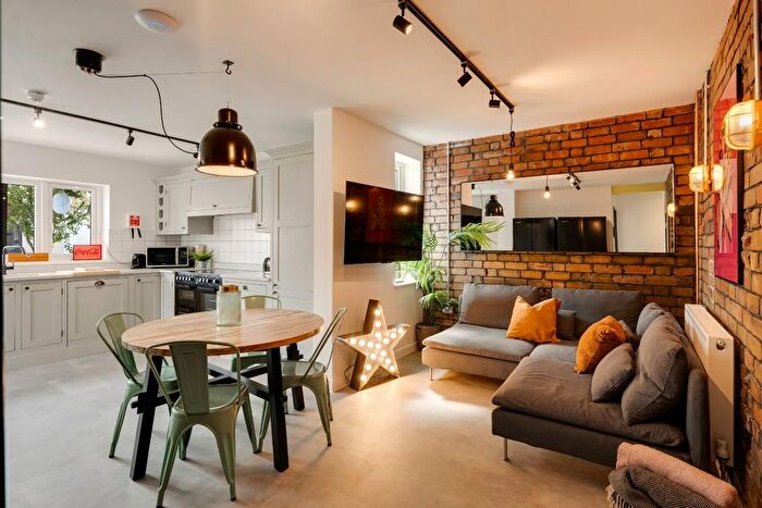 10 Bedroom Property To Rent In Southmead Road, Westbury-On-Trym, BS10