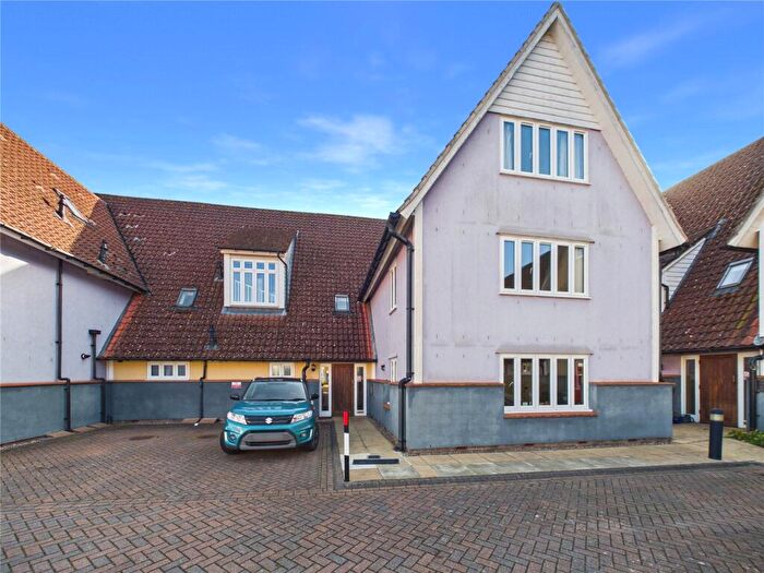 1 Bedroom Apartment For Sale In Meadow Lane, Sudbury, Suffolk, CO10