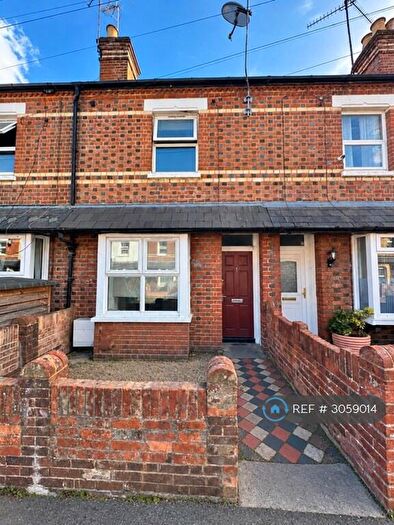 3 Bedroom Terraced House To Rent In Filey Road, Reading, RG1