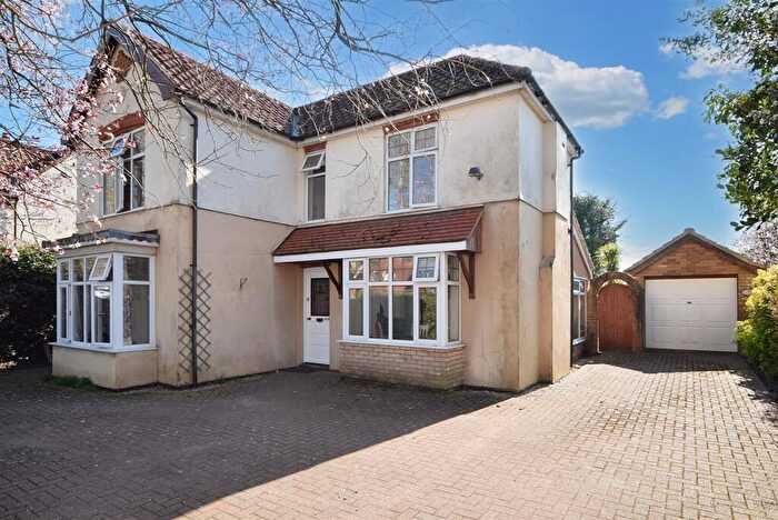 4 Bedroom Detached House To Rent In Earlham Road, NR4