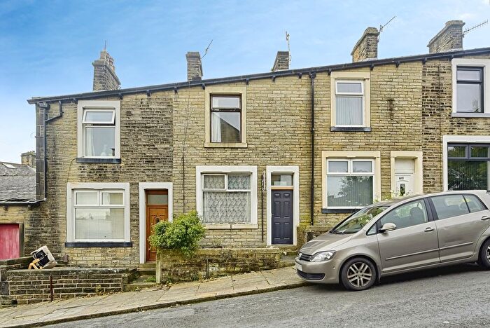 3 Bedroom Terraced House For Sale In Vernon Street, Nelson, Lancashire, BB9