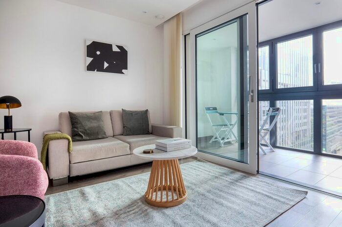1 Bedroom Flat To Rent In London Borough Of Tower Hamlets, E1