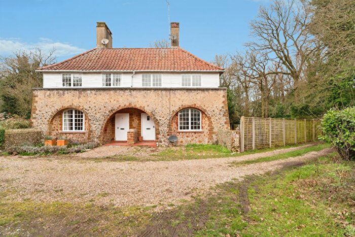 3 Bedroom Semi-Detached House For Sale In Home Place, Kelling, Holt, NR25