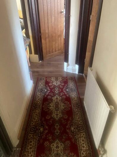 2 Bedroom Flat For Sale In Devonshire House, School Road, Hounslow, TW3