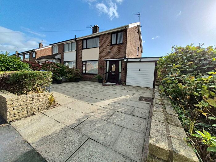3 Bedroom Semi-Detached House For Sale In Appleton Road, Skelmersdale, WN8