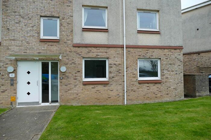 2 Bedroom Flat To Rent In Cocklebie Road, Stewarton, KA3